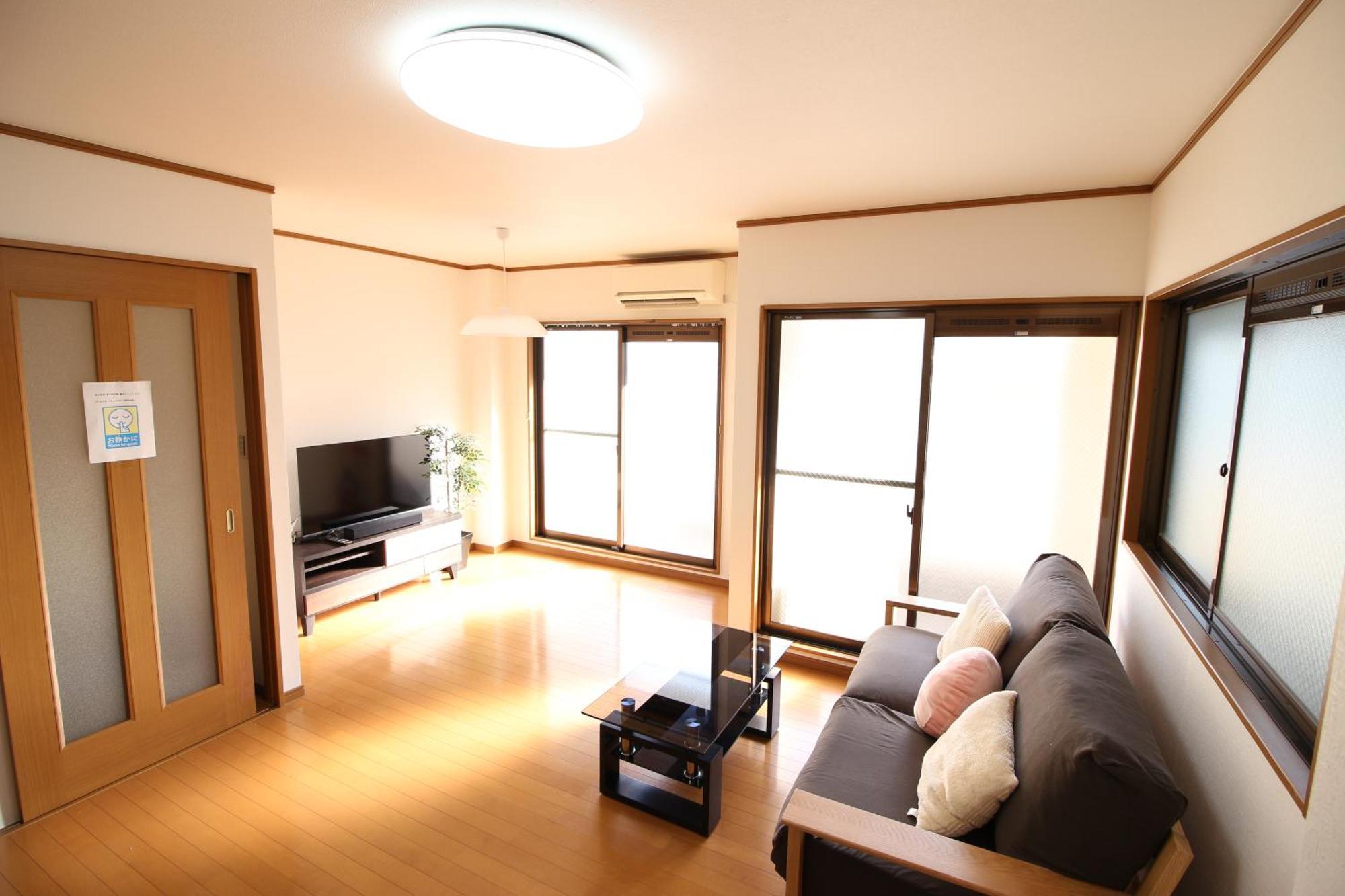 Y House 大阪九条 Appartement